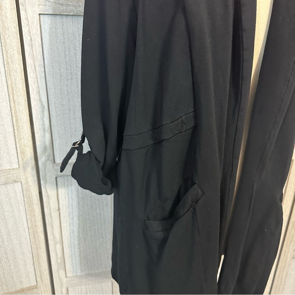3/$22🩶 Flawed TORRID Black Open Front Long Sleeve Cardigan Sweater Plus Size 1X - Picture 3 of 13